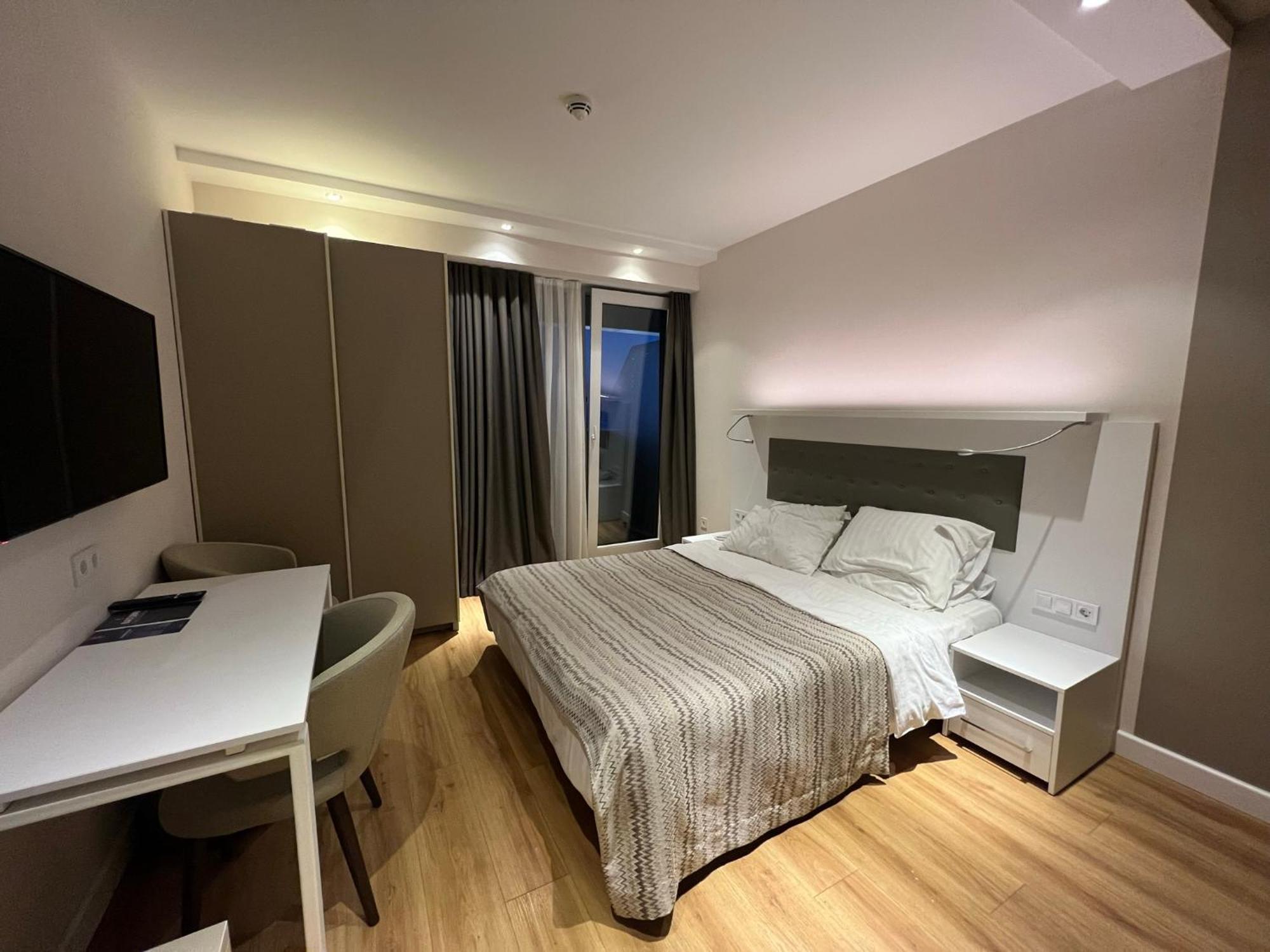 Ng Premium Apartments In Alliance Palace Батуми Экстерьер фото